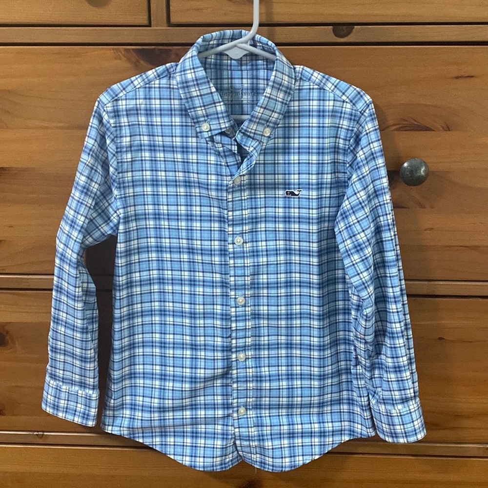 Boys Vineyard Vines performance button down shirt